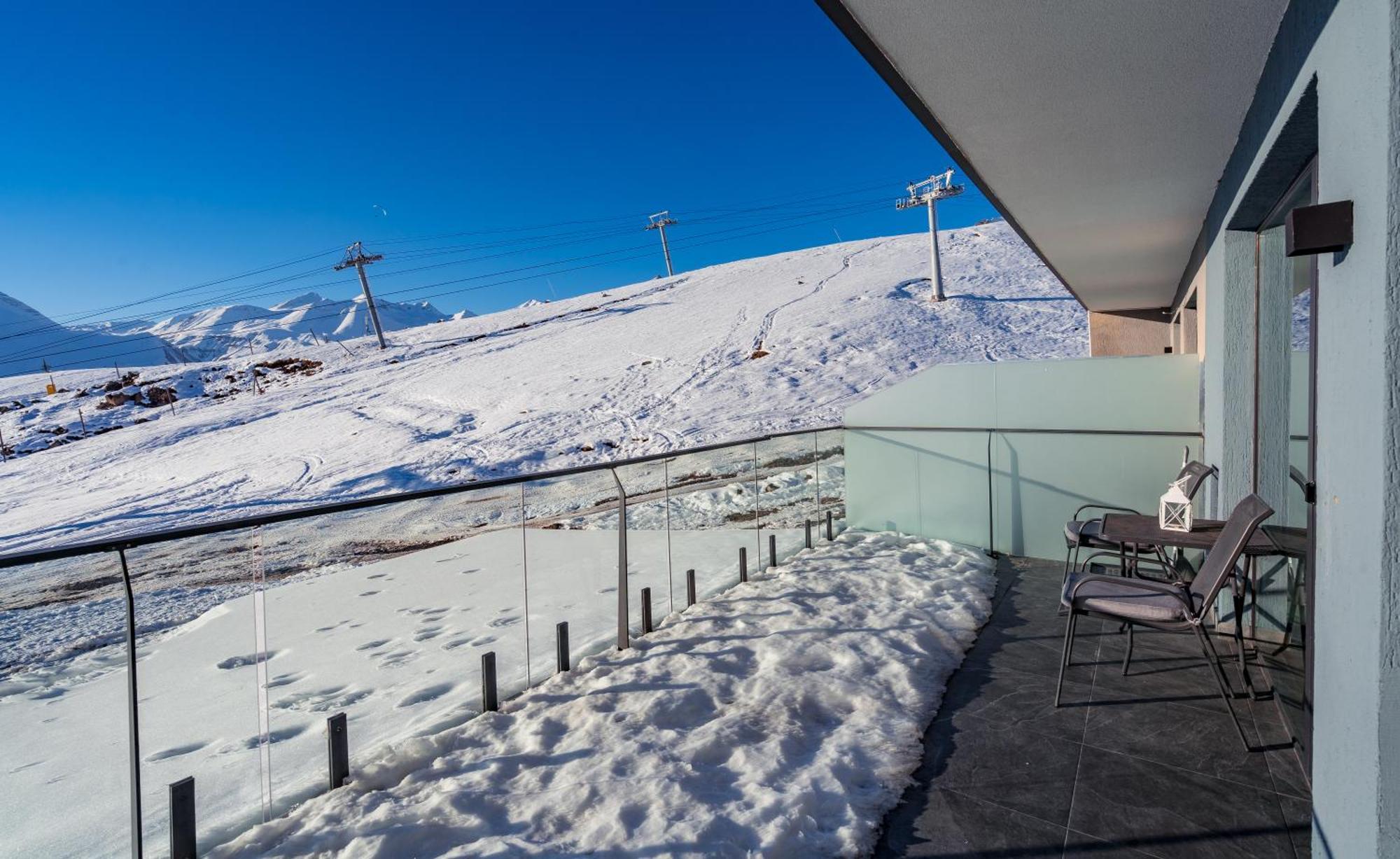 New Gudauri Gn Apartments In Atrium Kültér fotó